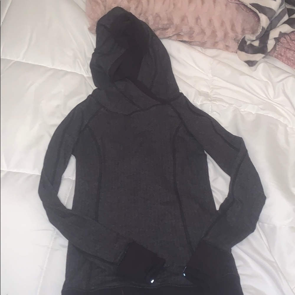 LuluLemon grey hooded workout shirt
